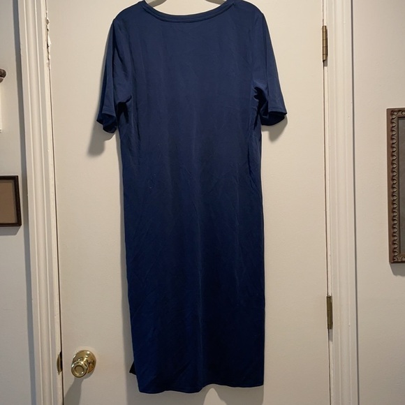 𝅺H by Halston MIDI Tee Shirt Side Slits Slight Gathered Front Dress - Picture 4 of 8